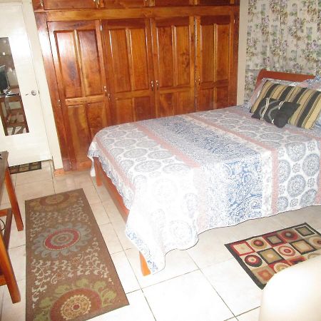 The Residence Portmore Apartments المظهر الخارجي الصورة