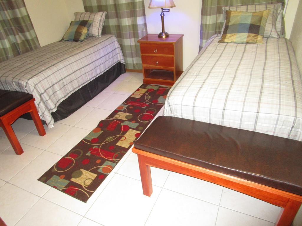 The Residence Portmore Apartments المظهر الخارجي الصورة