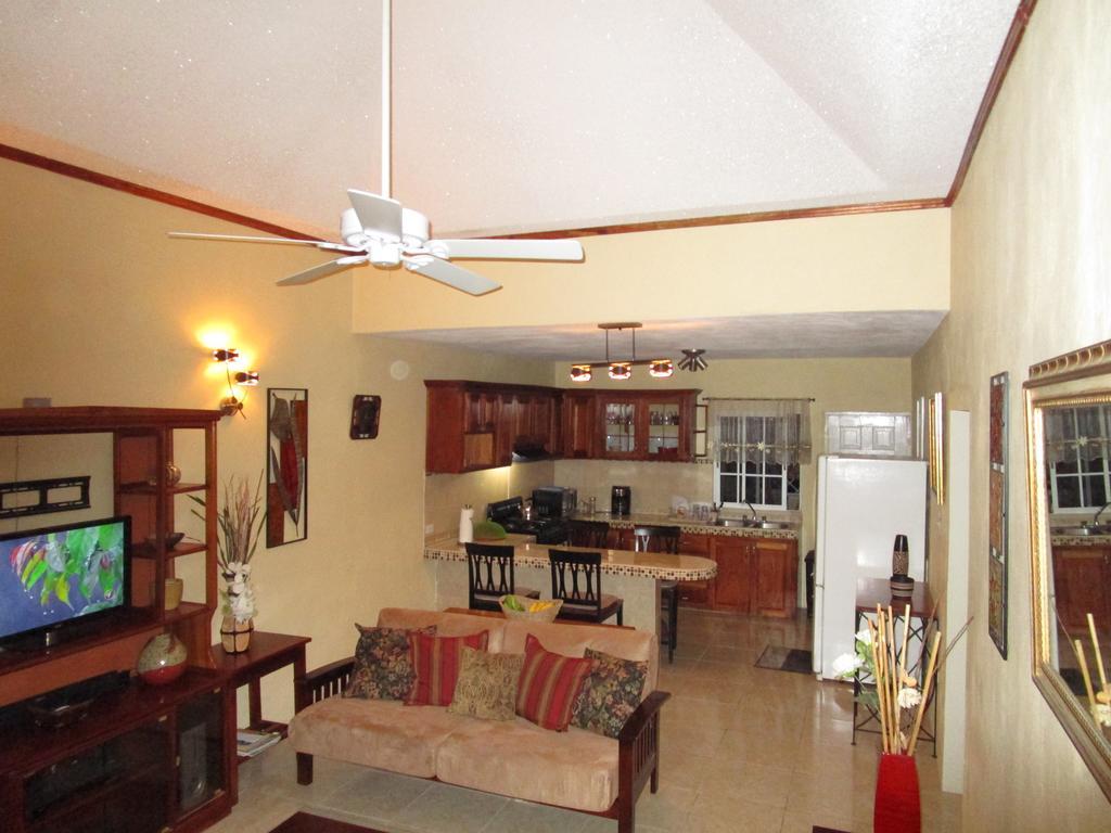 The Residence Portmore Apartments المظهر الخارجي الصورة