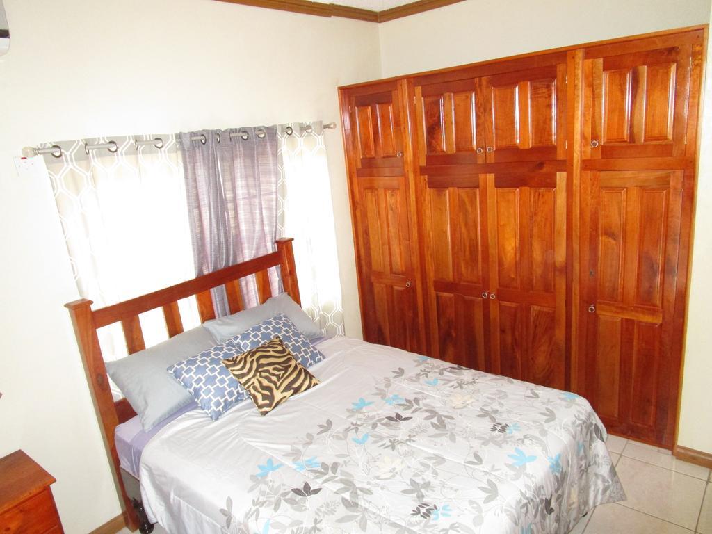 The Residence Portmore Apartments المظهر الخارجي الصورة