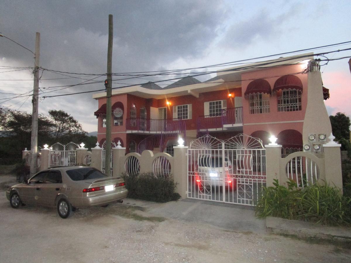 The Residence Portmore Apartments المظهر الخارجي الصورة
